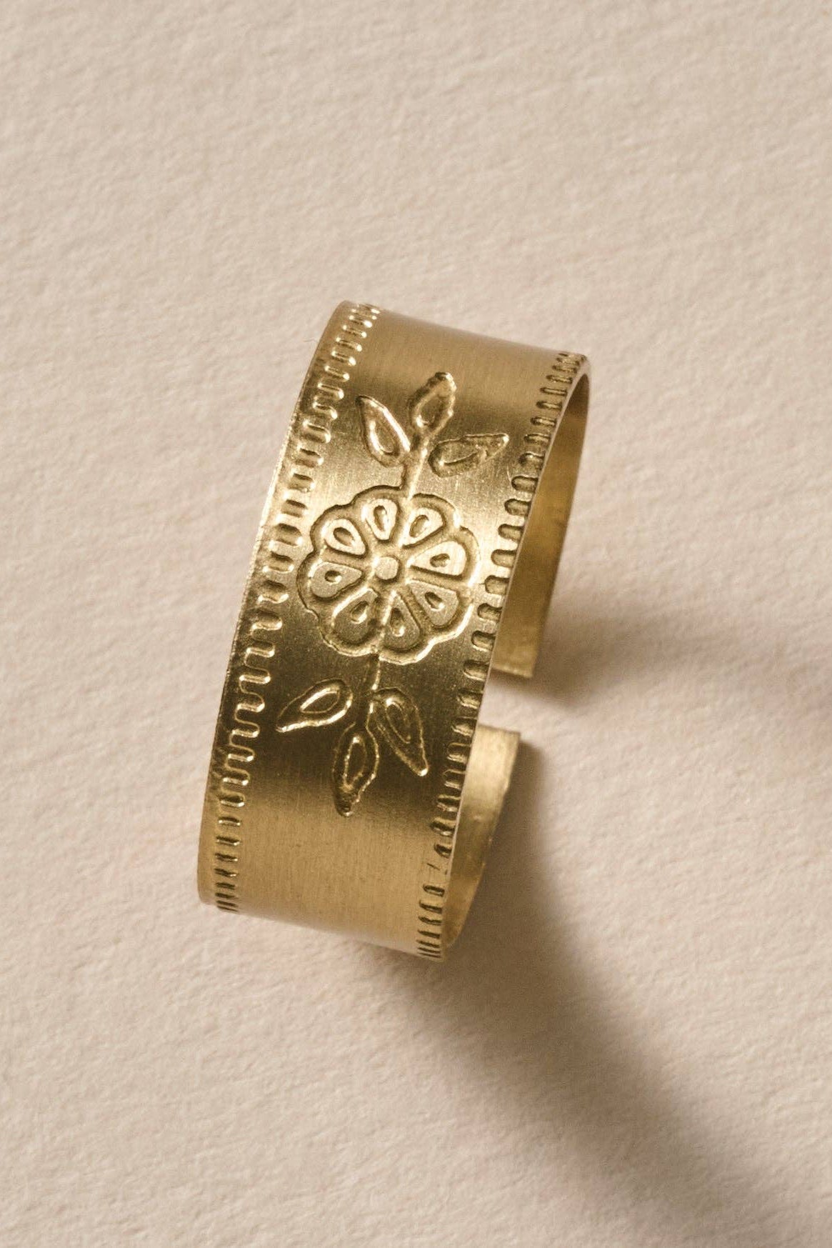 Arati Etched Floral Ring