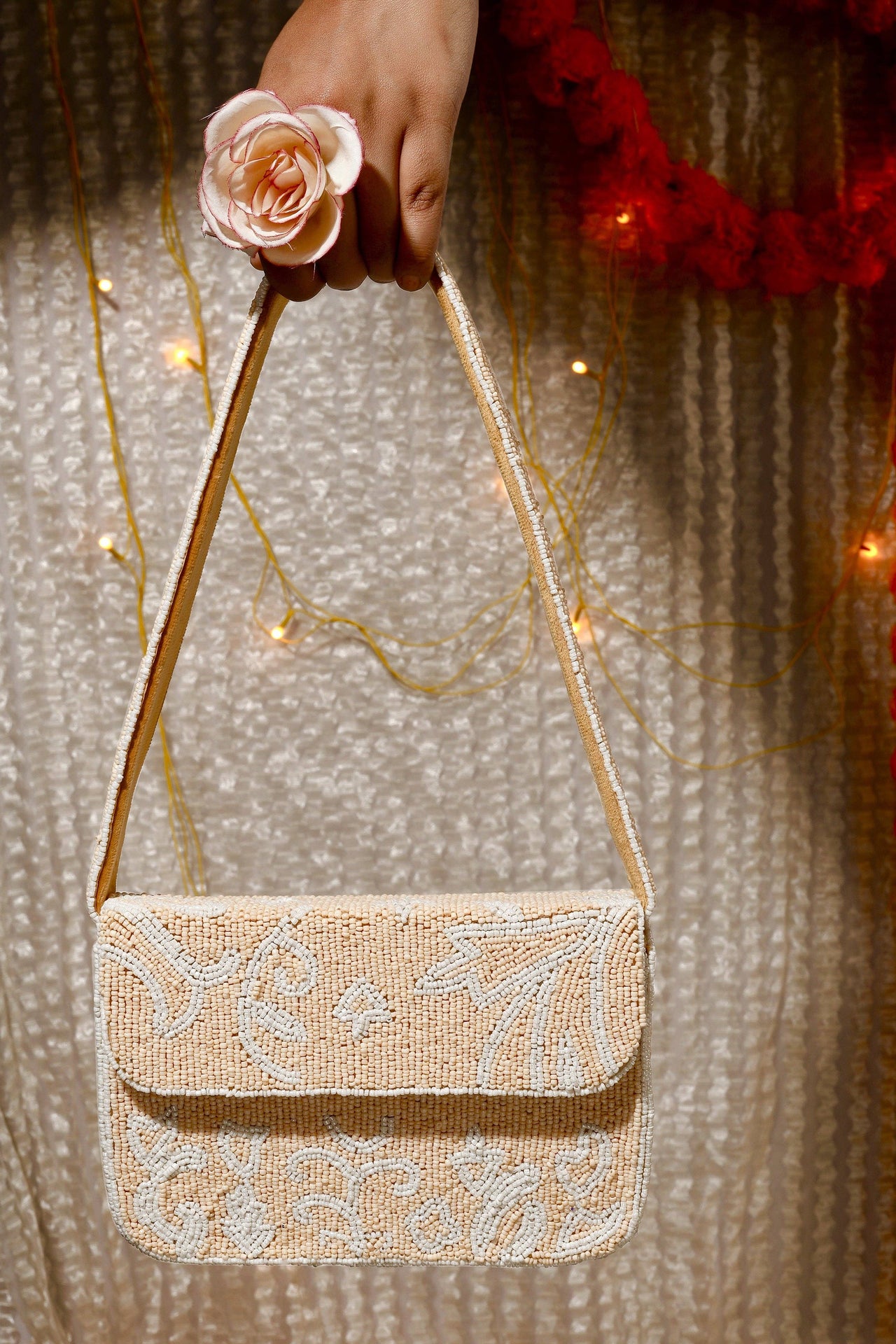 Beige Bloom Beaded Purse