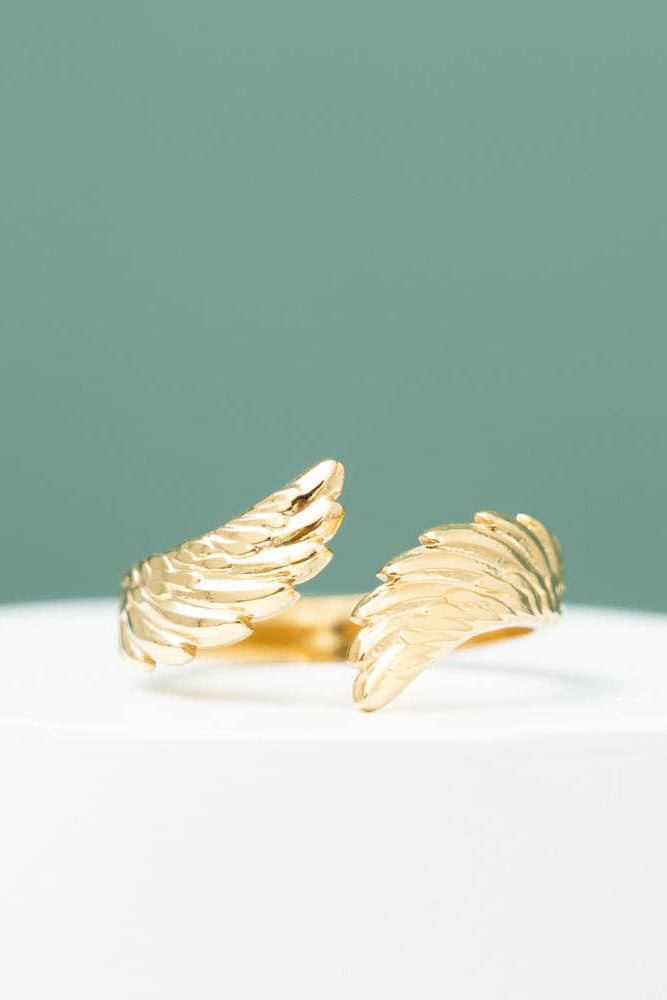 Birds of the Same Feather Gold Ring