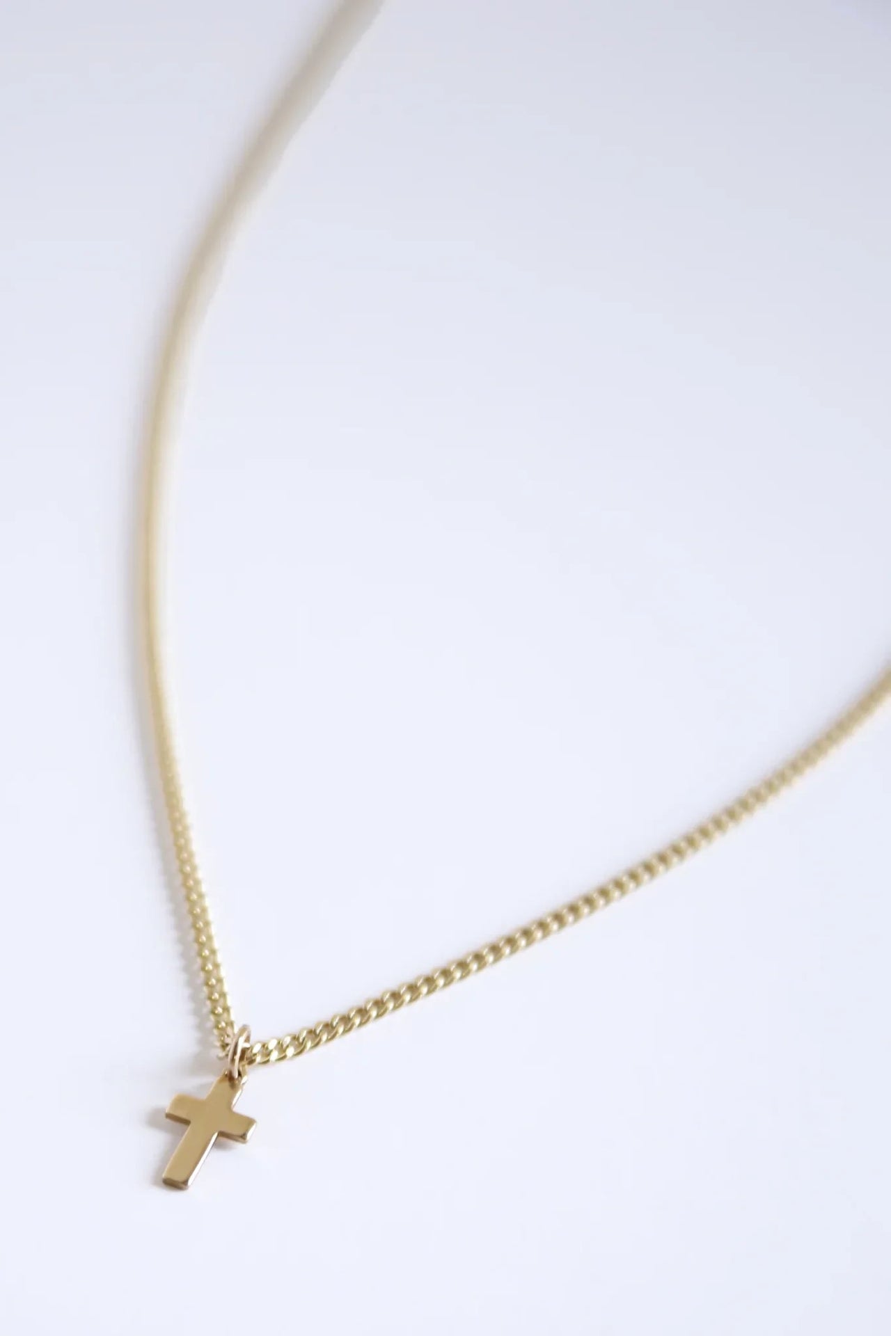 Cross Curb Chain Necklace