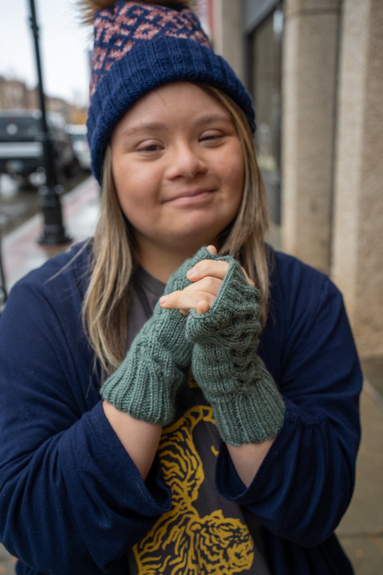 Cable-Knit Fingerless Gloves