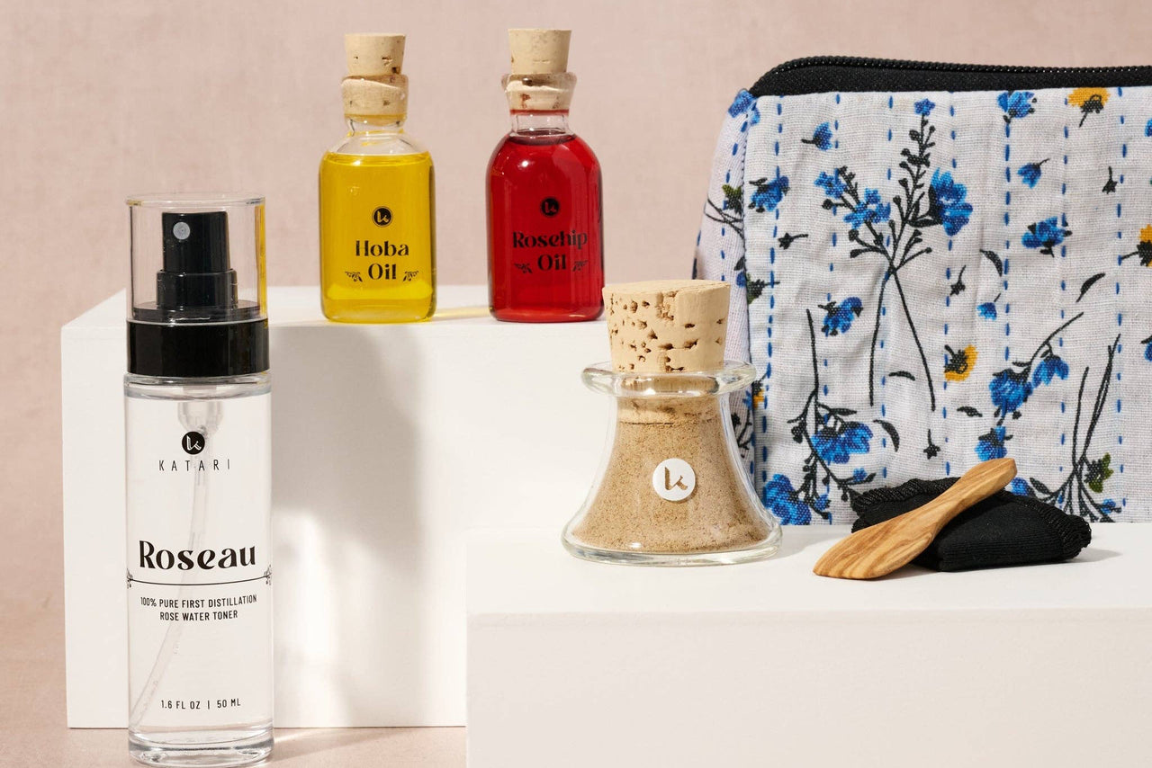 Katari Skincare Set in Cosmetic Bag
