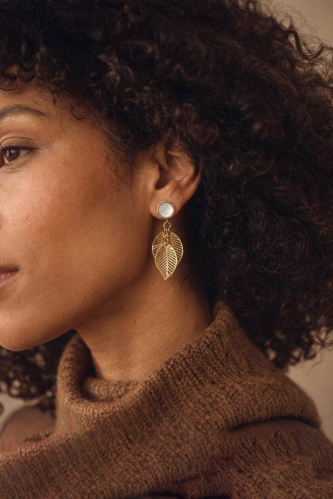 Laurel Bay Pearl Earrings