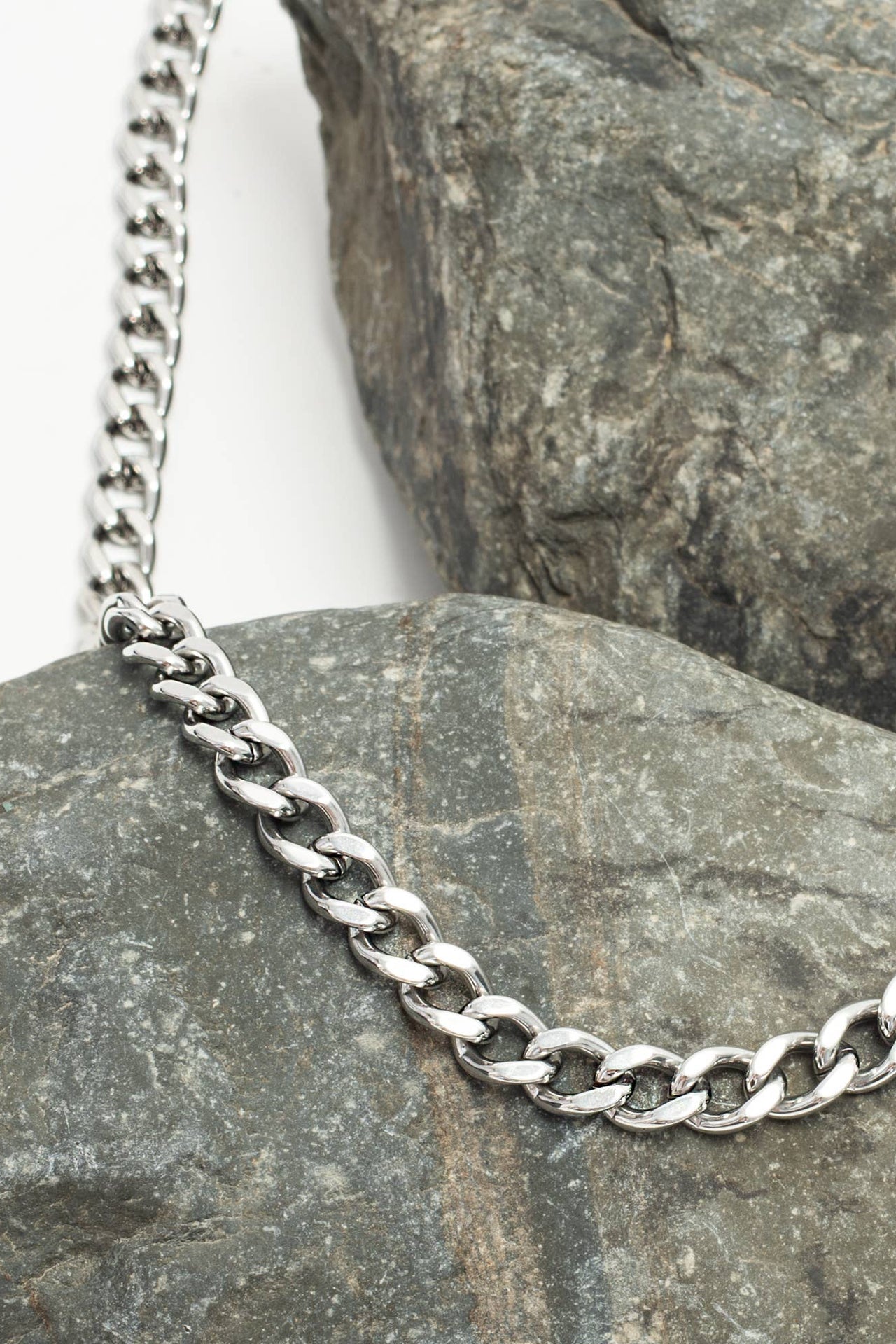 Linked Curb Chain
