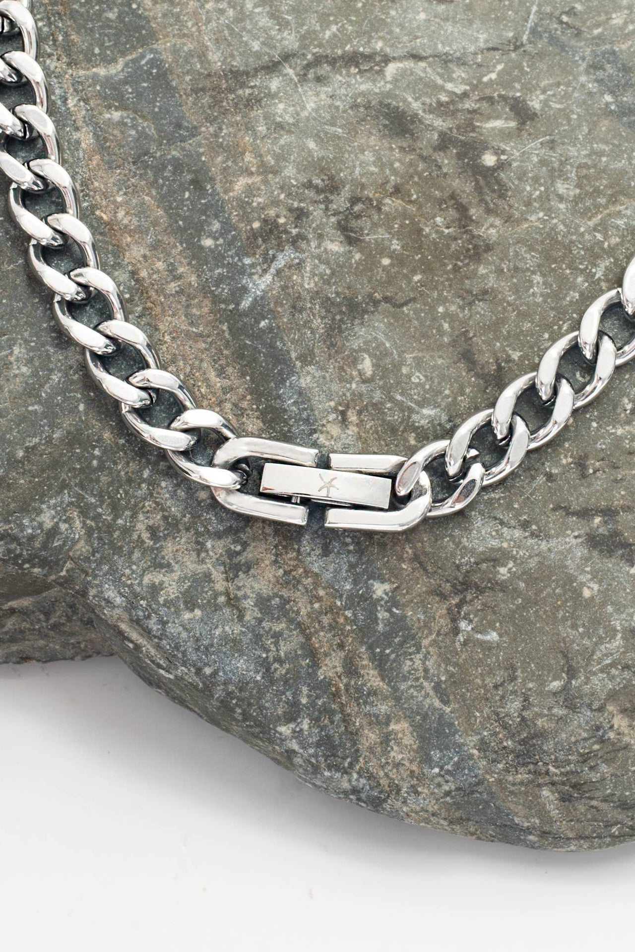 Linked Curb Chain