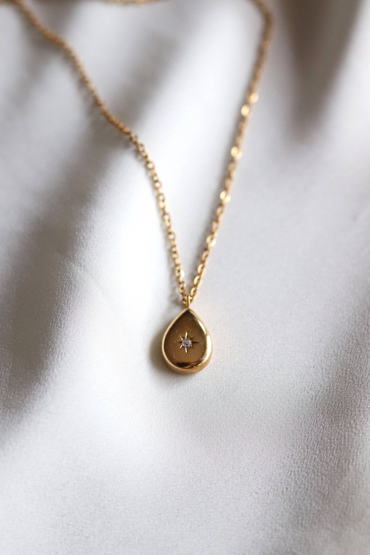 North Start Necklace