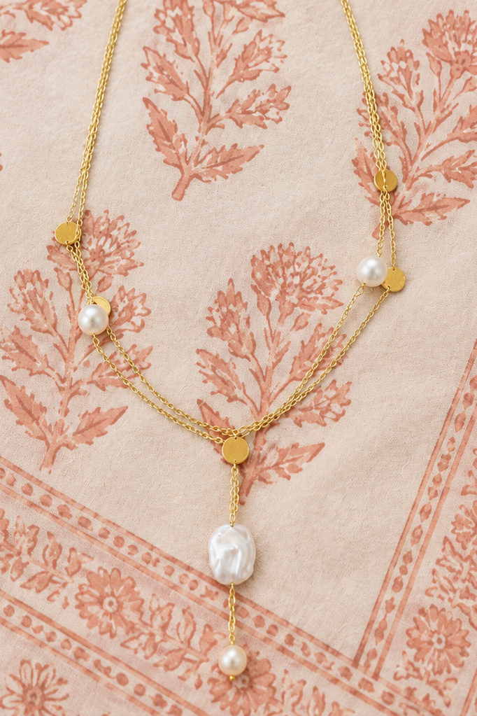 Pearl Drift Necklace
