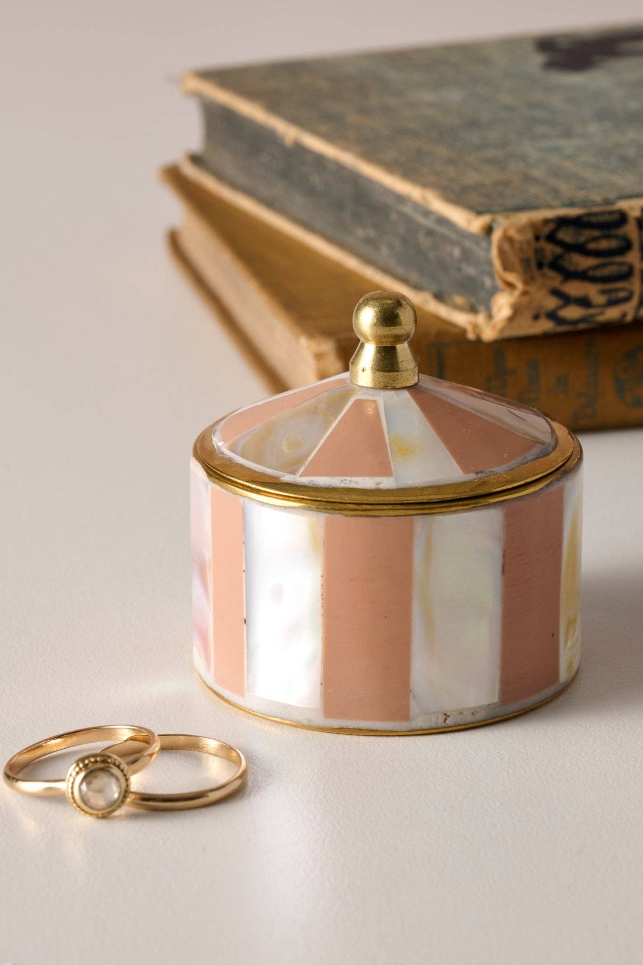 Sarkas Mother of Pearl Circus Tent Box