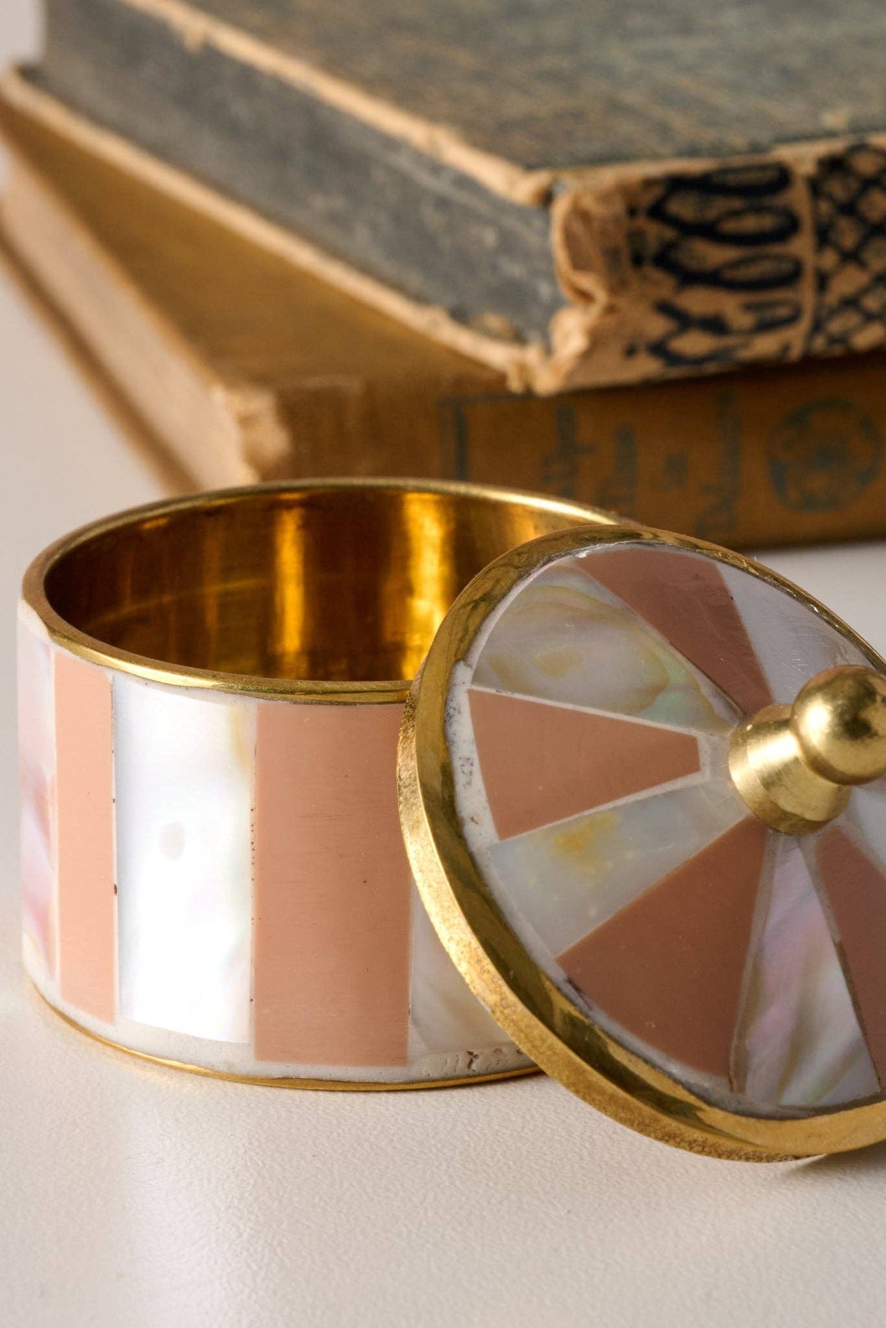 Sarkas Mother of Pearl Circus Tent Box