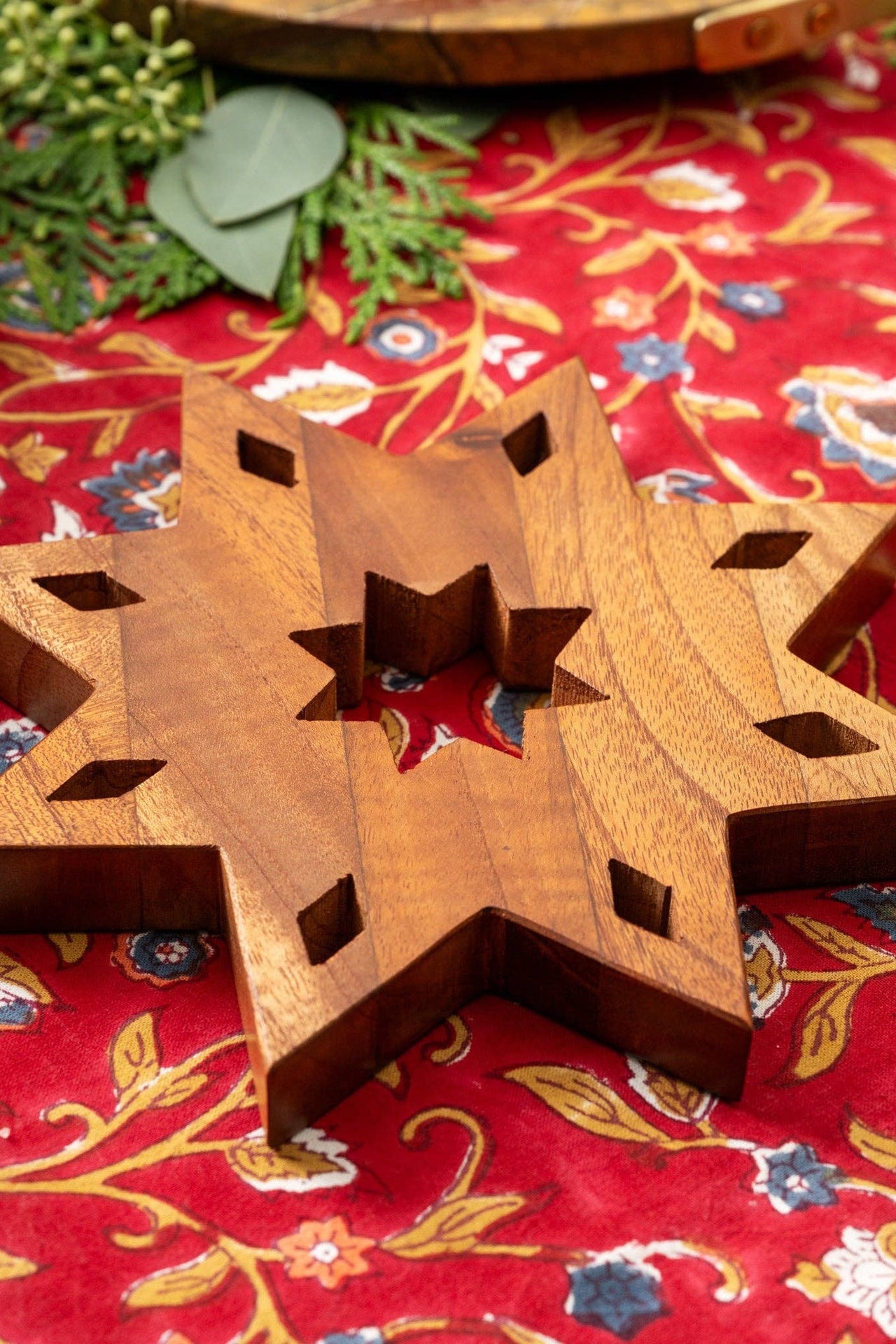Guiding Star Tun Wood Trivet