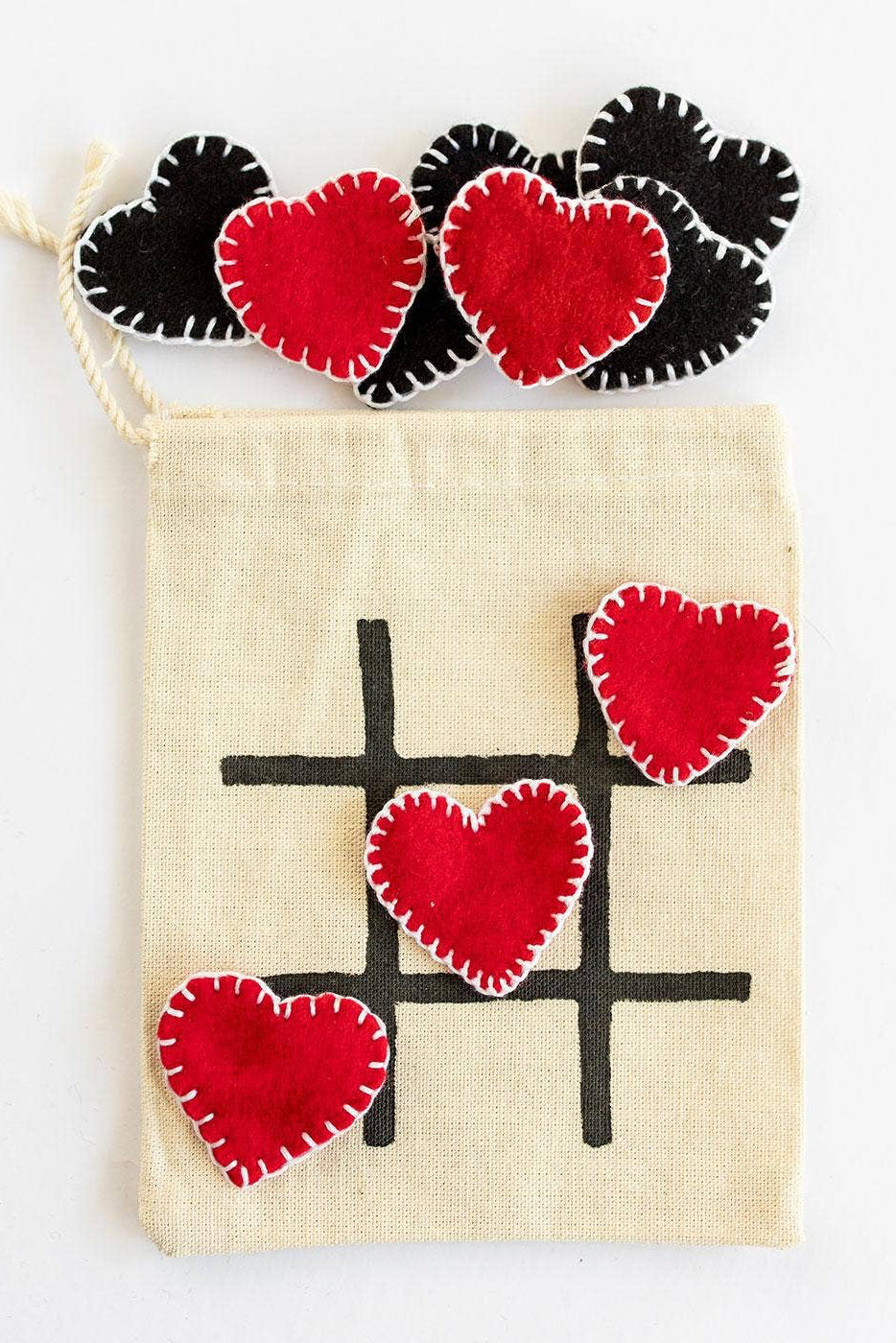 Tic-Tac-Toe On-the-Go Game