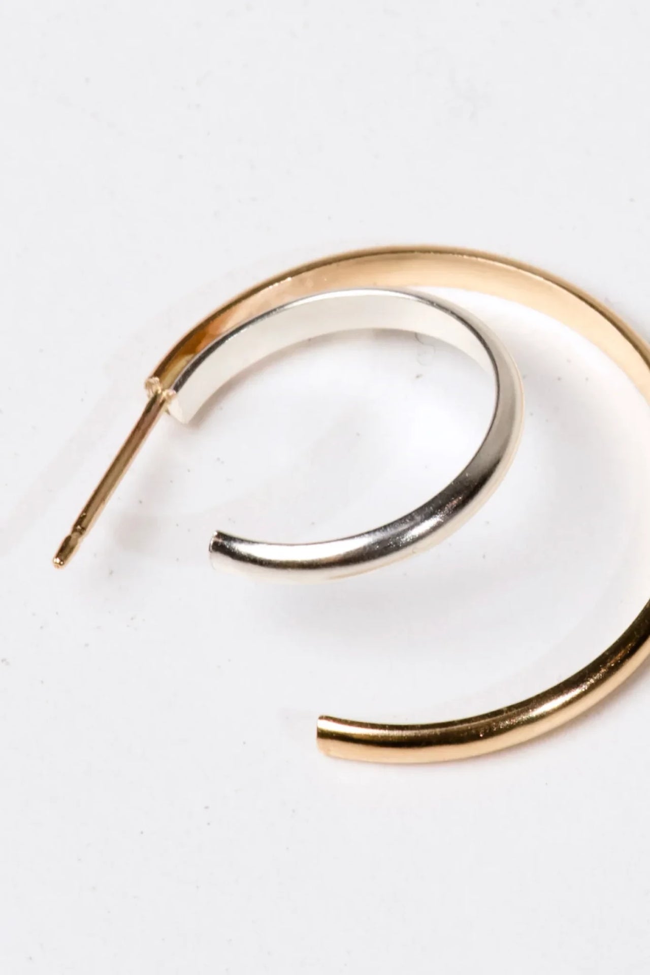 Tully Hoops: Two-Tone