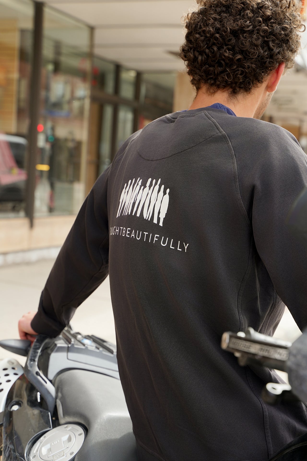 BB Pocket Crewneck - Unisex