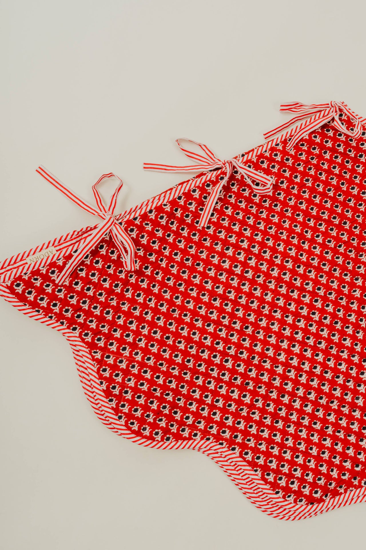 Vintage Noel Tree Skirt