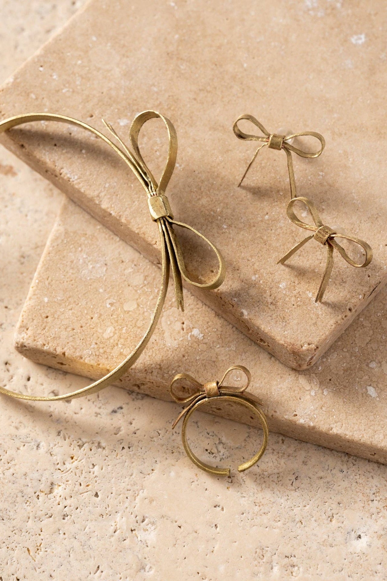 Dorada Bronze Bow Ring