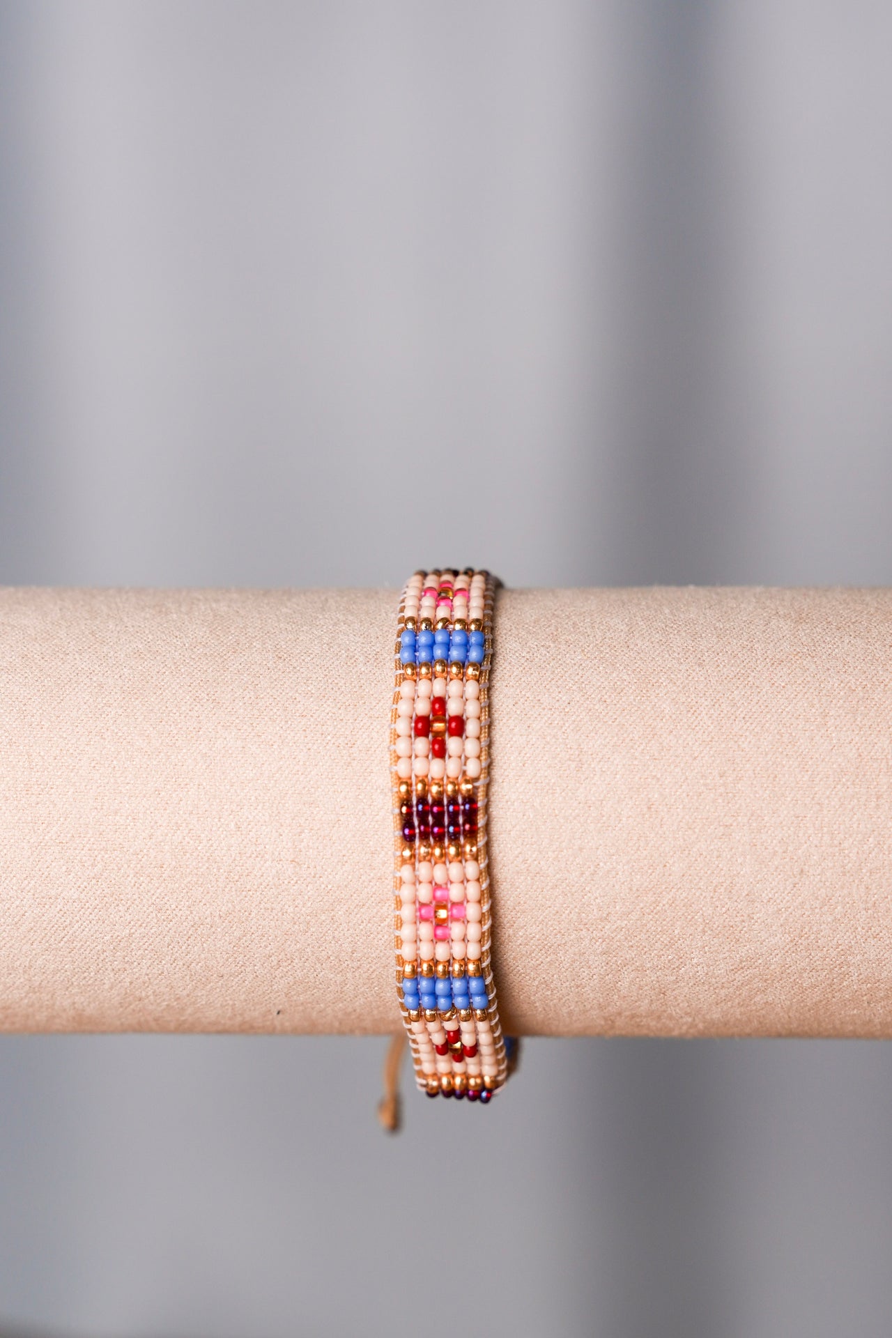 Blush & Bloom Bracelet