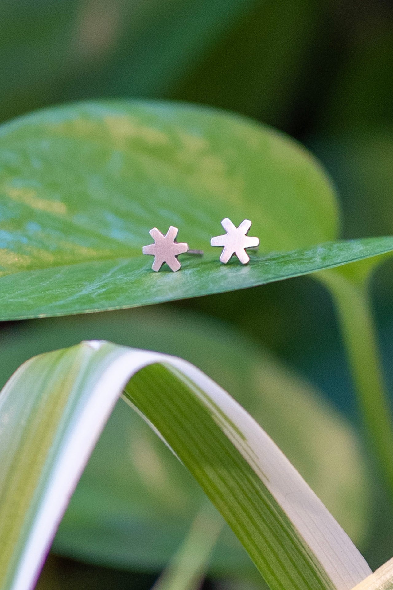 Tiny Studs - Silver