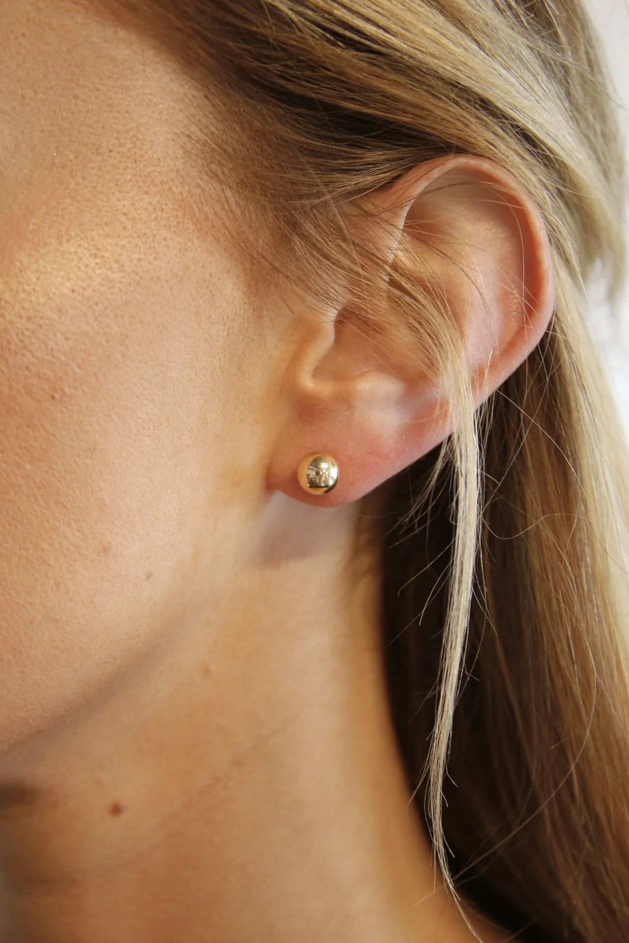 Sphere Studs