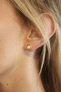 Thumbnail for Emma Pearl Dish Studs