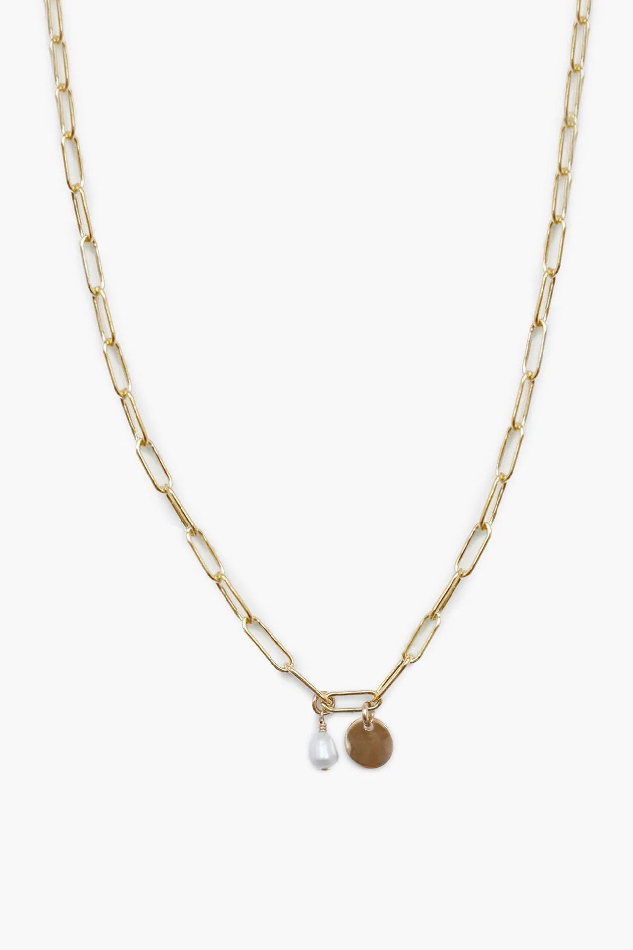 Essential Chain Necklace w/ Pearl + Mini Letter Tag
